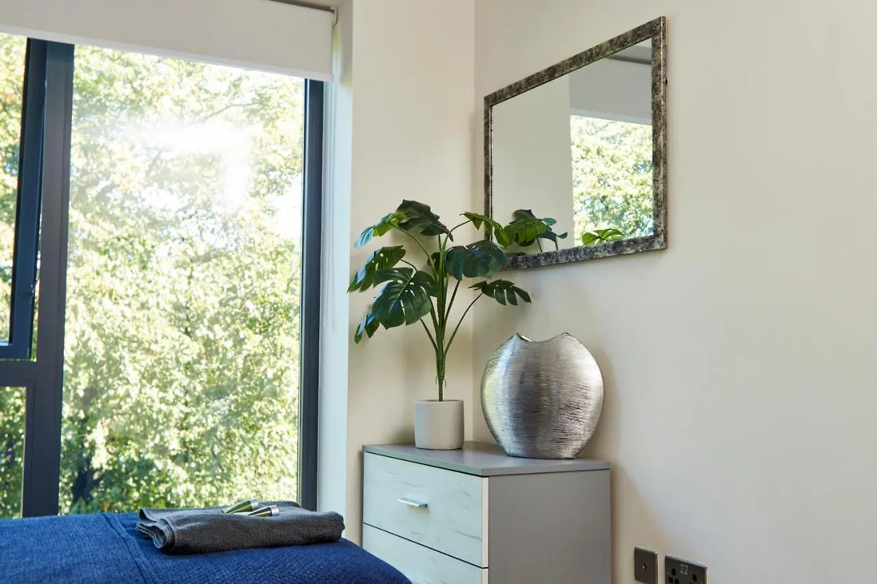 Luxury York Centre Apartment-Sleeps 6 With Parking